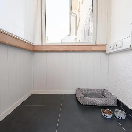 Luxembourg Apartment *